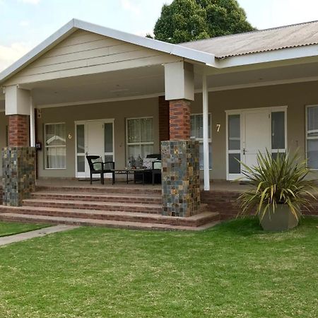 Anathi Hotel Kokstad  Exterior foto