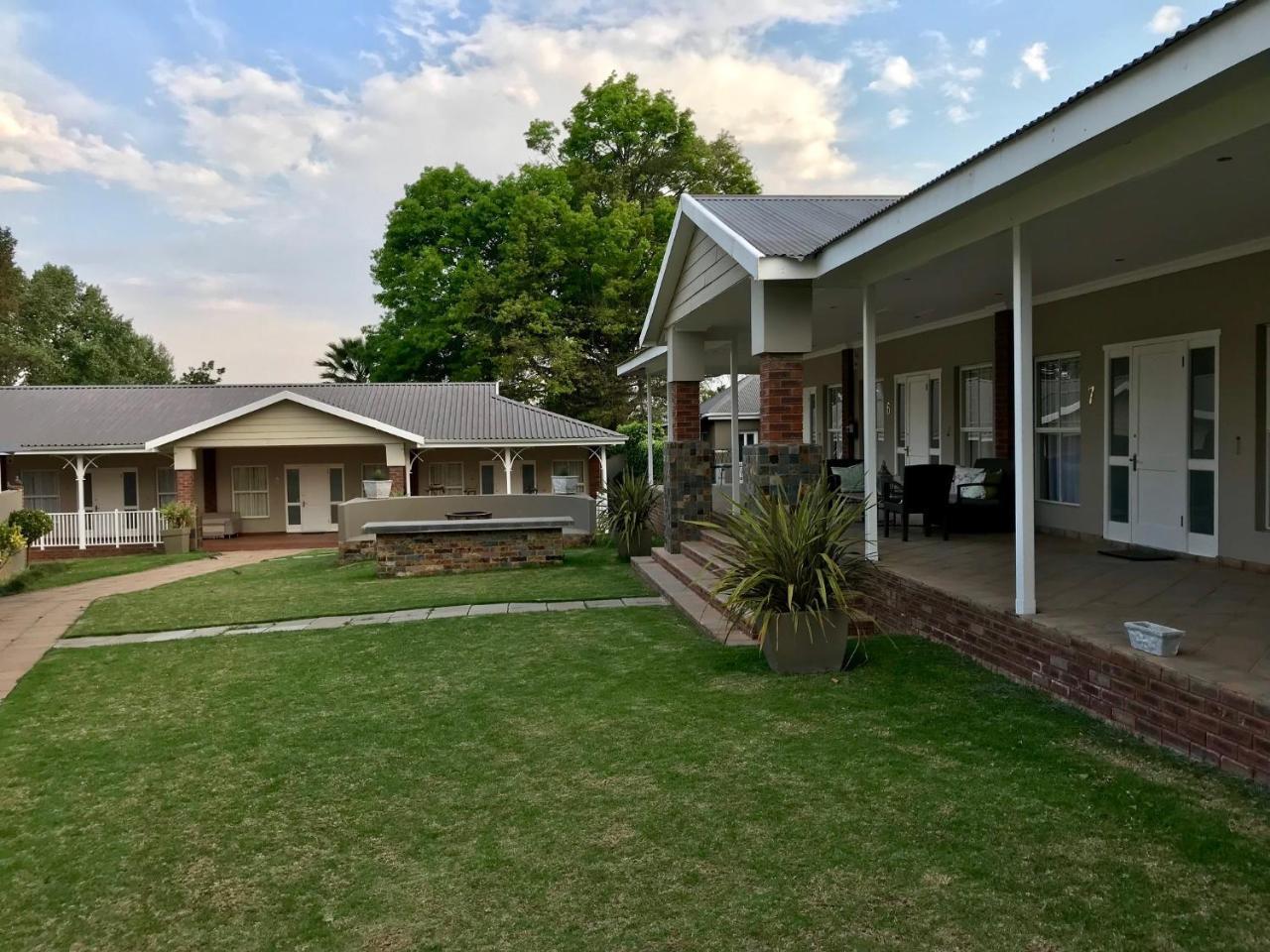 Anathi Hotel Kokstad  Exterior foto